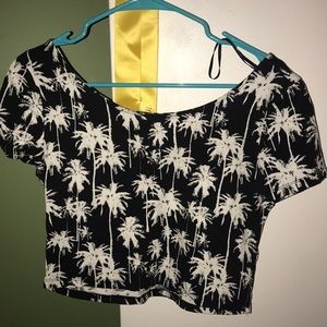 black and white crop top